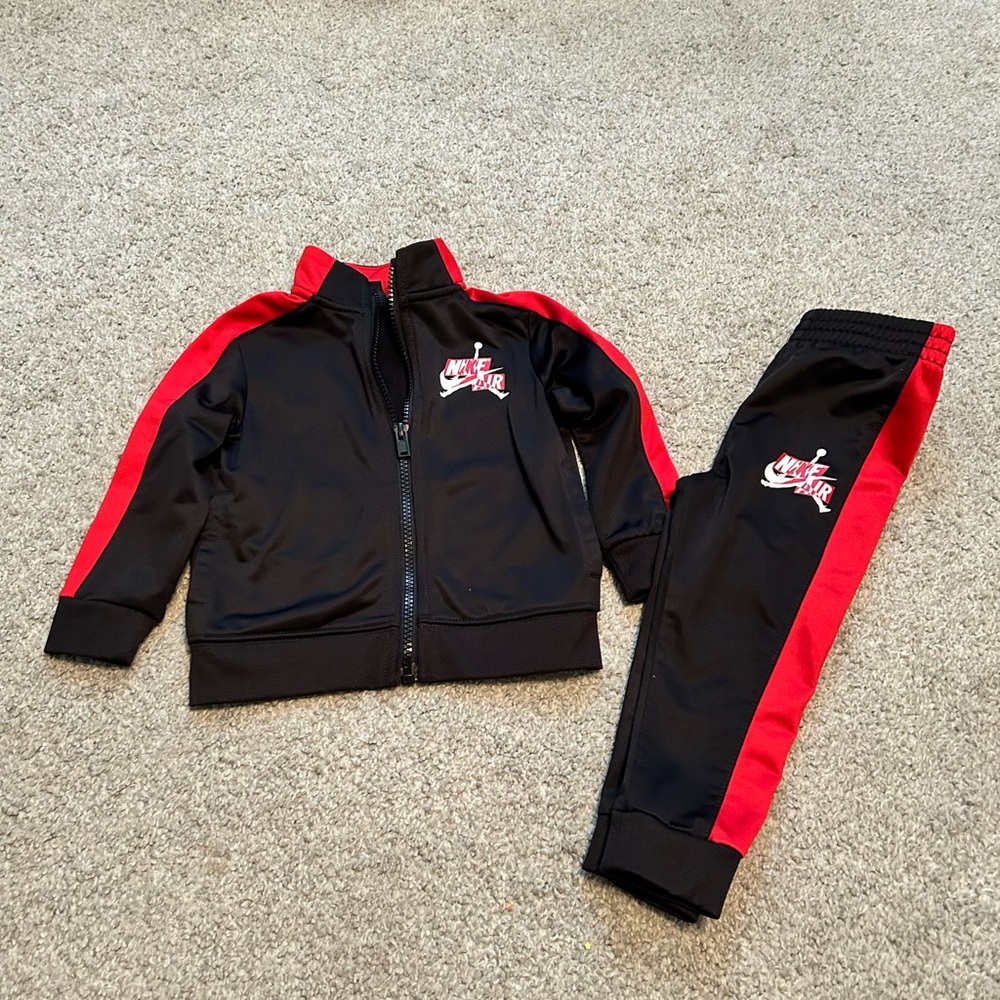 Jordan Toddler Boys Black Red Tracksuit Jacket Pants Set 18M 8509-023 Jumpman